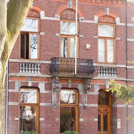 Bed & Breakfast Maison Au Parc *